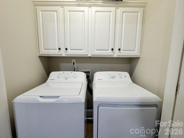 1005 Stuarts Landing Drive, Cramerton, NC 28032