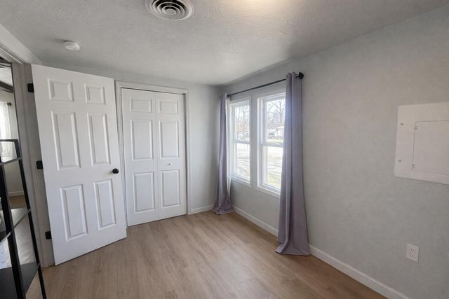 1340 N Brown Avenue, Springfield, MO 65802