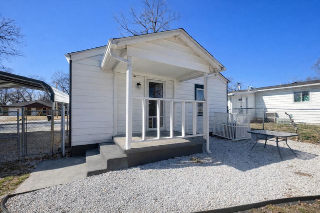 1340 N Brown Avenue, Springfield, MO 65802