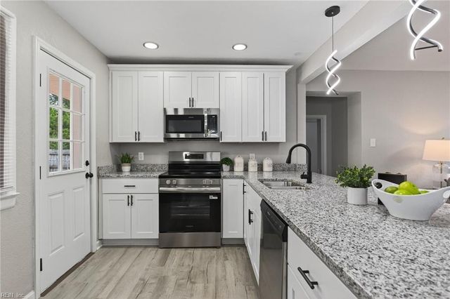 2452 Rankin AVE, Norfolk, VA 23518