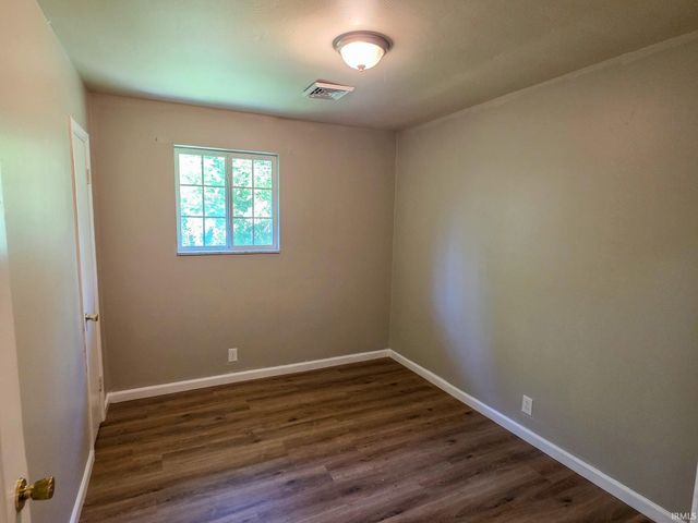 100-106 S Yancy Lane, Bloomington, IN 47404