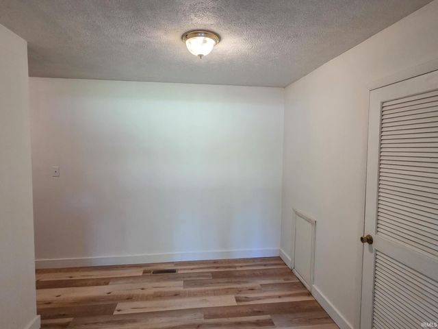 100-106 S Yancy Lane, Bloomington, IN 47404