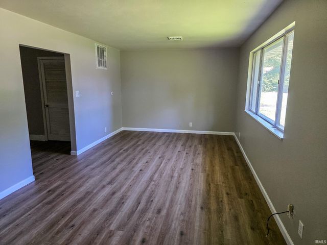 100-106 S Yancy Lane, Bloomington, IN 47404