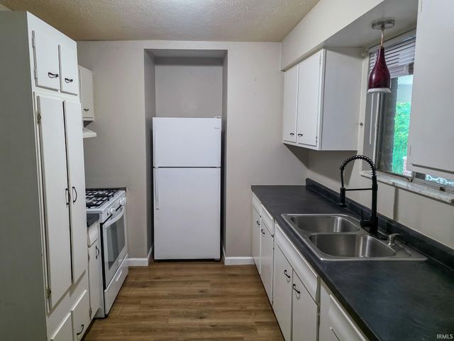 100-106 S Yancy Lane, Bloomington, IN 47404
