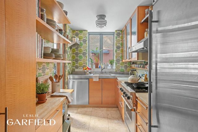 251 W 99TH Street, New York City, NY 10025