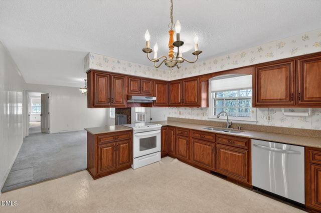 1620 Wait Avenue, Wake Forest, NC 27587