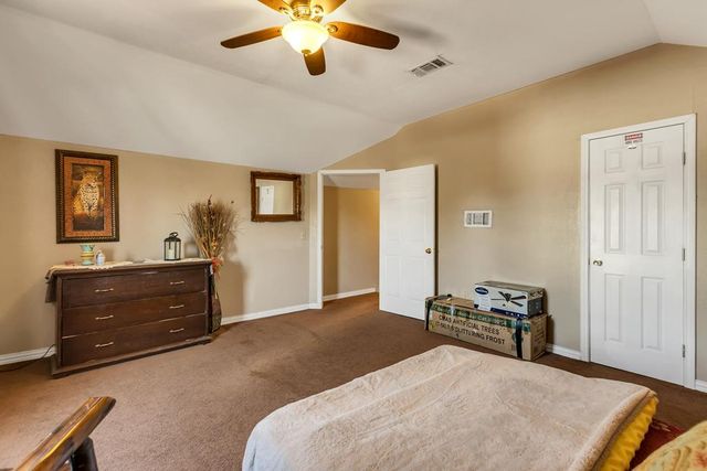 501 NE 3rd St, Andrews, TX 79714