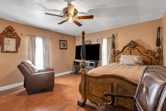 501 NE 3rd St, Andrews, TX 79714