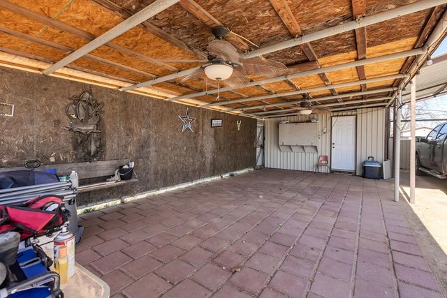 501 NE 3rd St, Andrews, TX 79714