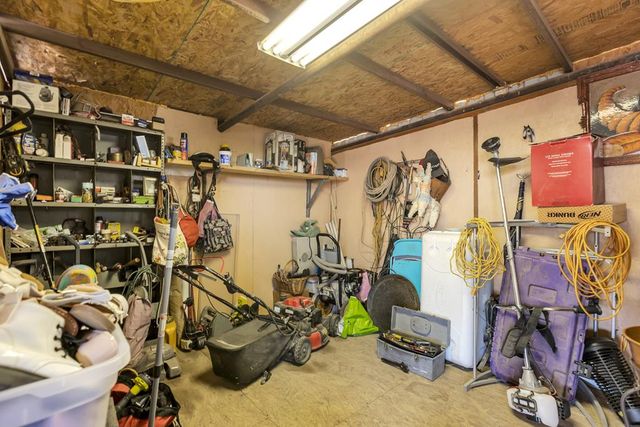 501 NE 3rd St, Andrews, TX 79714