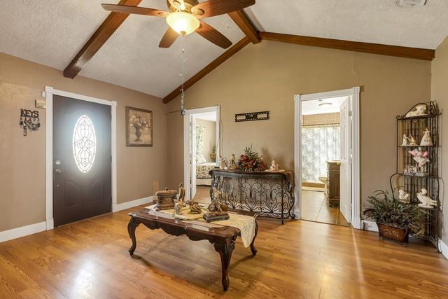 501 NE 3rd St, Andrews, TX 79714