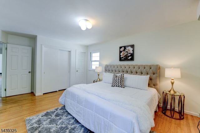 15 Winding Way, West Orange Twp., NJ 07052