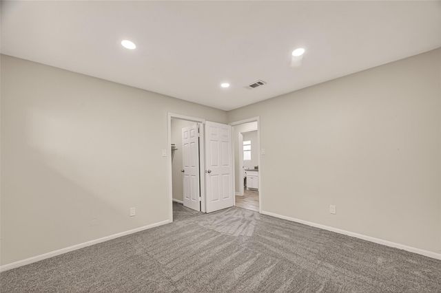 7627 Green Lawn Drive, Houston, TX 77088