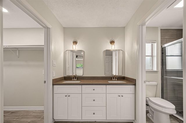 7627 Green Lawn Drive, Houston, TX 77088