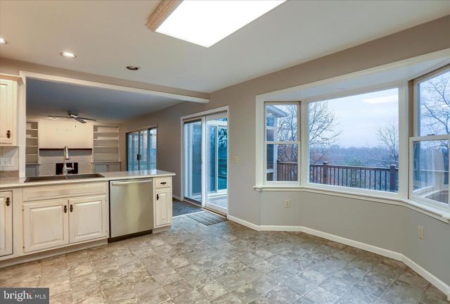 29 CHARISMA DR, Camp Hill, PA 17011