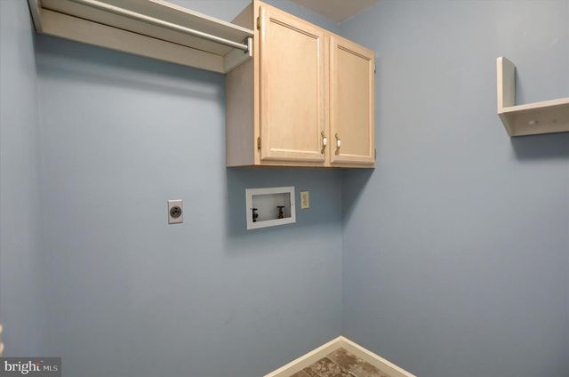 29 CHARISMA DR, Camp Hill, PA 17011