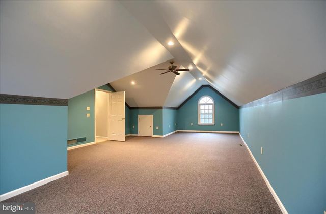 29 CHARISMA DR, Camp Hill, PA 17011