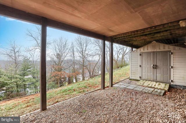 29 CHARISMA DR, Camp Hill, PA 17011