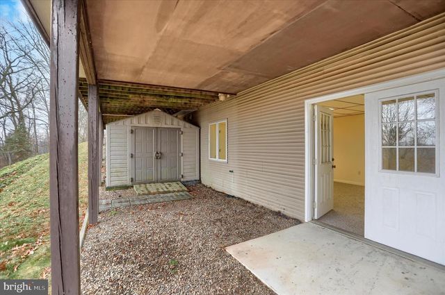 29 CHARISMA DR, Camp Hill, PA 17011