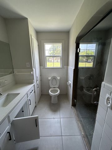 810 W Lincoln St, Tullahoma, TN 37388