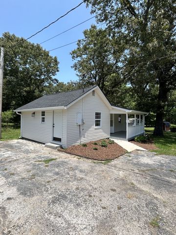 810 W Lincoln St, Tullahoma, TN 37388