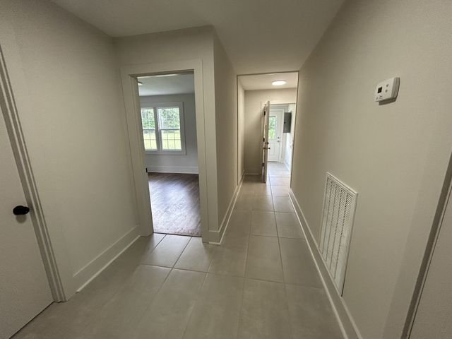 810 W Lincoln St, Tullahoma, TN 37388