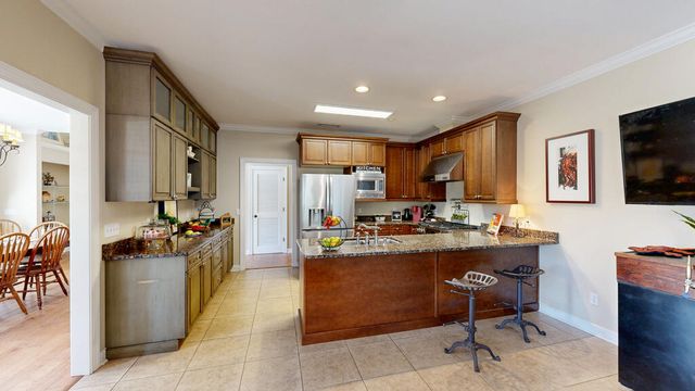 225 Wicklow Drive, Dothan, AL 36303