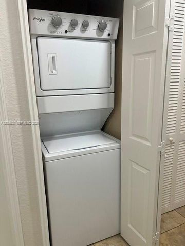 5030 SW 126th Ave 201, Miramar, FL 33027