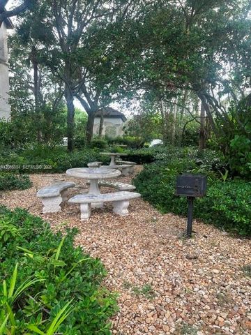 5030 SW 126th Ave 201, Miramar, FL 33027