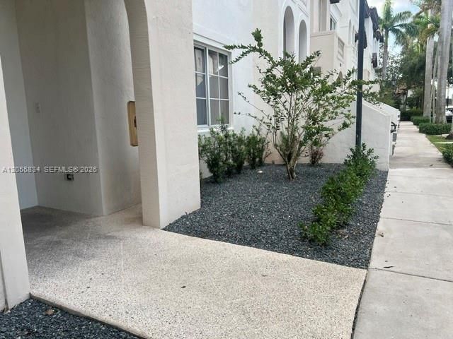 5030 SW 126th Ave 201, Miramar, FL 33027