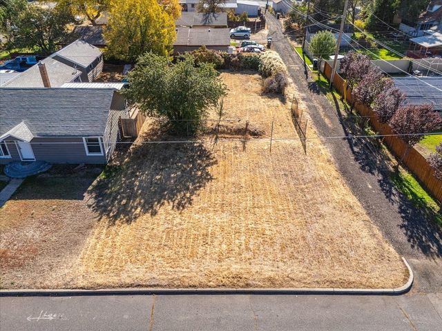 1222 E Marietta Ave, Spokane, WA 99207