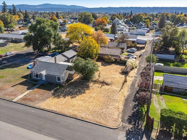 1222 E Marietta Ave, Spokane, WA 99207
