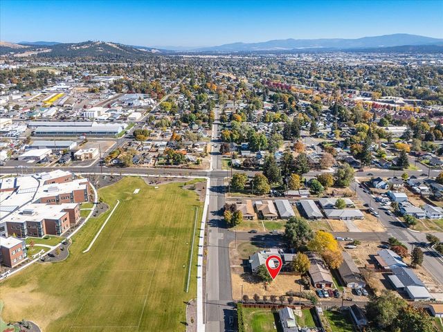 1222 E Marietta Ave, Spokane, WA 99207