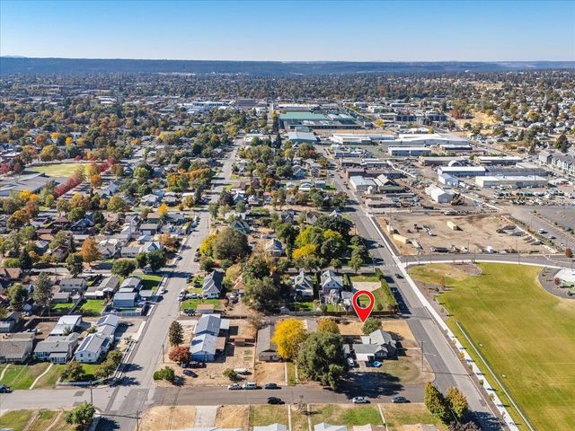 1222 E Marietta Ave, Spokane, WA 99207