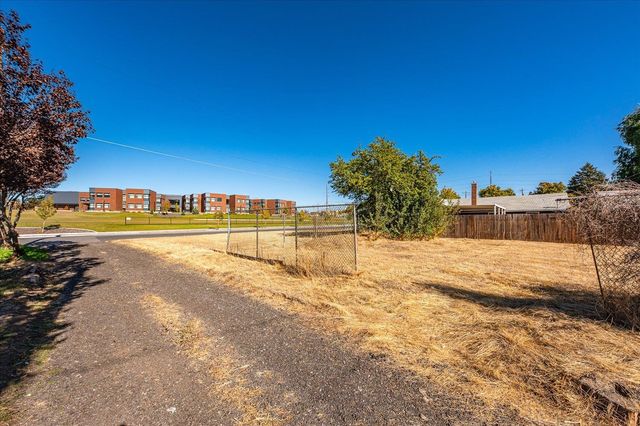 1222 E Marietta Ave, Spokane, WA 99207