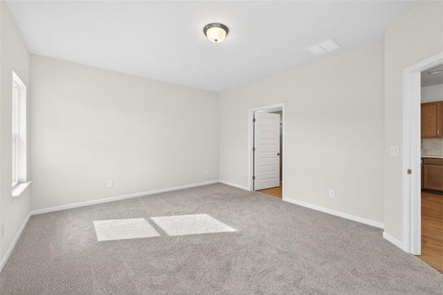 18 Thedford Drive, Hoschton, GA 30548