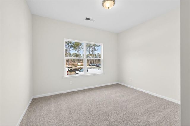 18 Thedford Drive, Hoschton, GA 30548