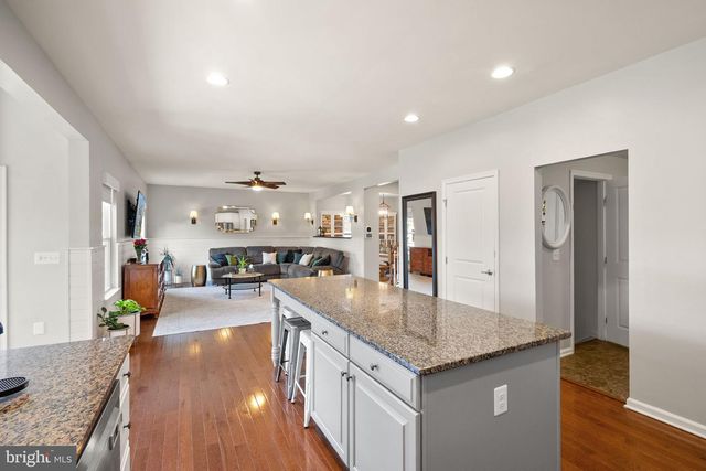 5828 STILL WATER WAY, Warrenton, VA 20187