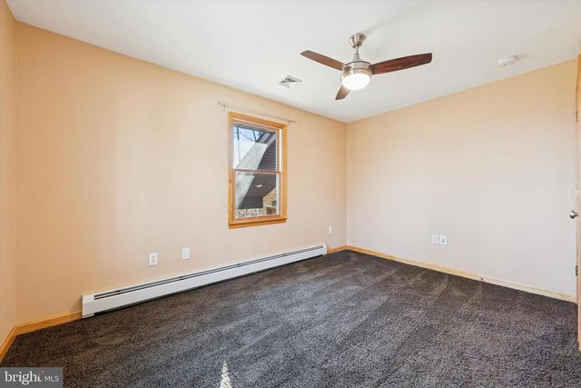 571 MARSHALL RD, Glenmoore, PA 19343