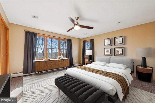 571 MARSHALL RD, Glenmoore, PA 19343