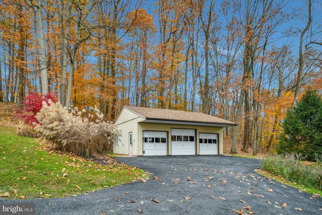 571 MARSHALL RD, Glenmoore, PA 19343