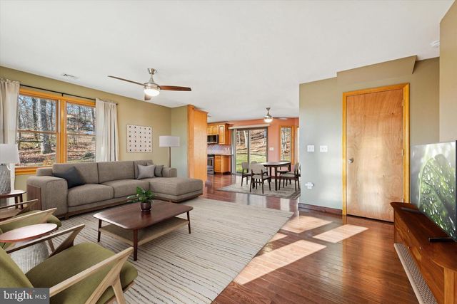 571 MARSHALL RD, Glenmoore, PA 19343