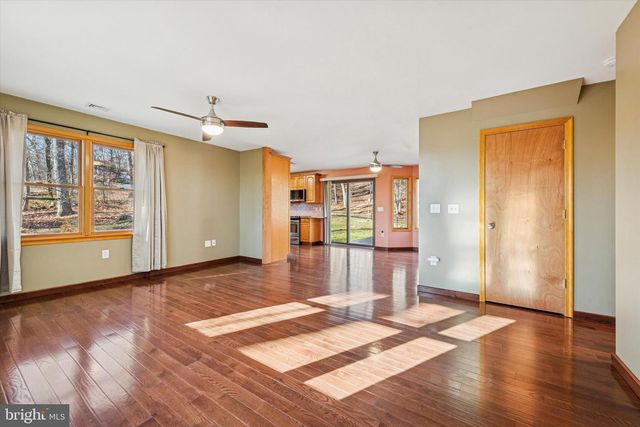 571 MARSHALL RD, Glenmoore, PA 19343