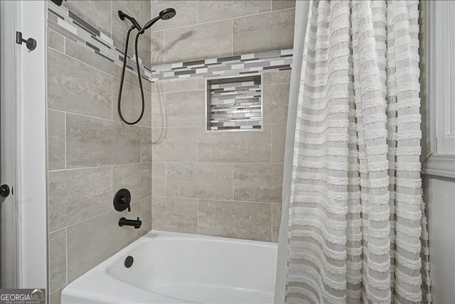 2718 Pine Grove Court, Austell, GA 30106