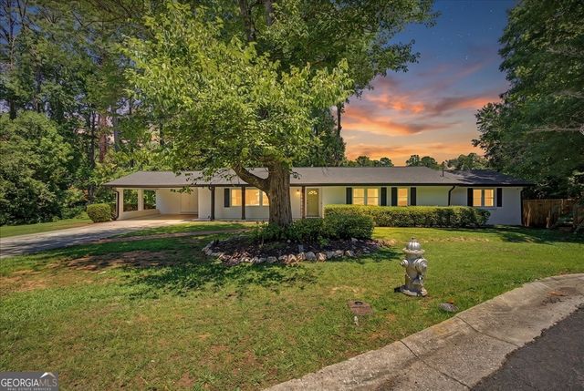 2718 Pine Grove Court, Austell, GA 30106