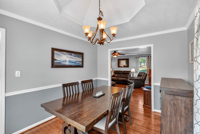 1812 Caspian Dr, Culleoka, TN 38451