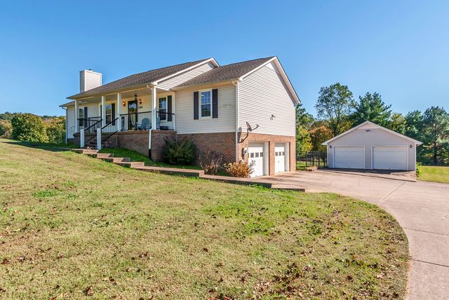 1812 Caspian Dr, Culleoka, TN 38451