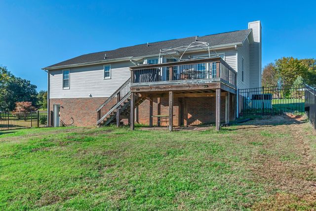 1812 Caspian Dr, Culleoka, TN 38451