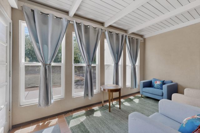 1328 Camino Amparo NW, Albuquerque, NM 87107