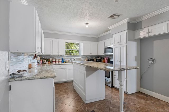 13930 Rawlings Street, Humble, TX 77396